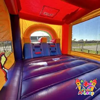 Safe setup of a bouncy house